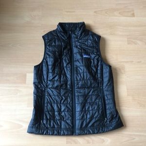 Women’s Patagonia Nano Puff Vest (black) - Good used condition